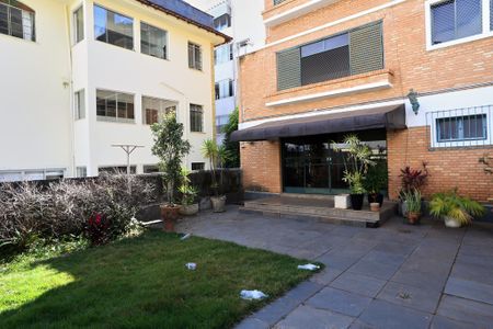 Casa para alugar com 400m², 4 quartos e 4 vagasÁrea de Serviço