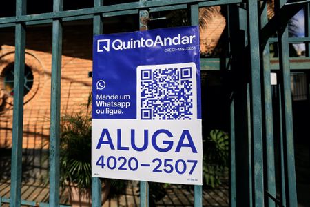 Casa para alugar com 400m², 4 quartos e 4 vagasPlaquinha