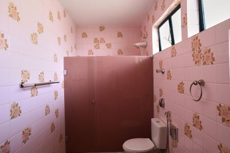 Casa para alugar com 400m², 4 quartos e 4 vagasBanheiro da Suíte