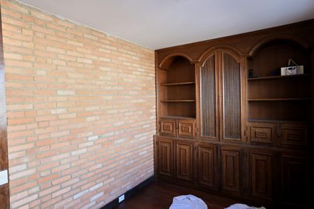 Casa para alugar com 400m², 4 quartos e 4 vagasEscritório