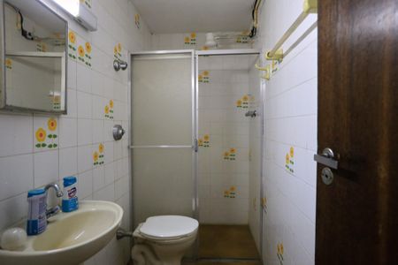 Casa para alugar com 400m², 4 quartos e 4 vagasBanheiro de serviço