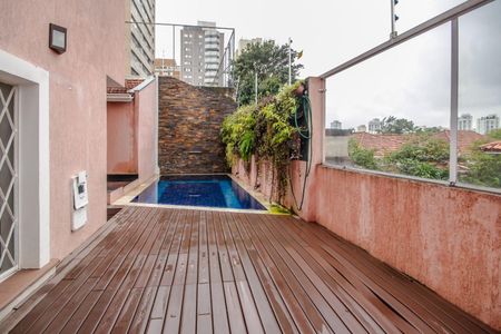 Casa à venda com 169m², 3 quartos e 3 vagas