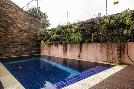 Casa à venda com 169m², 3 quartos e 3 vagas