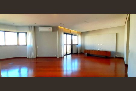 Apartamento à venda com 194m², 4 quartos e 3 vagas