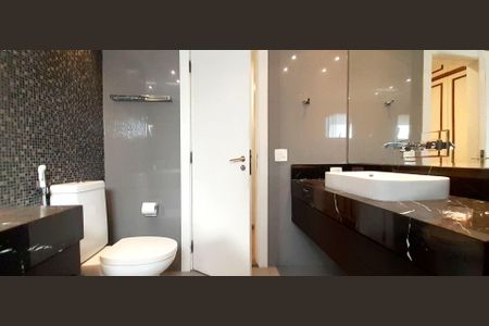 Apartamento à venda com 194m², 4 quartos e 3 vagas