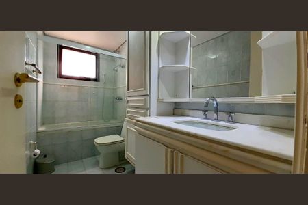 Apartamento à venda com 194m², 4 quartos e 3 vagas
