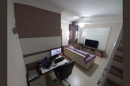 Casa à venda com 2 quartos, 112m² em Centro, Osasco