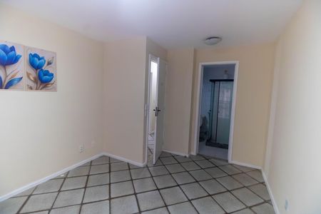 Apartamento para alugar com 100m², 3 quartos e 1 vagaSuíte 