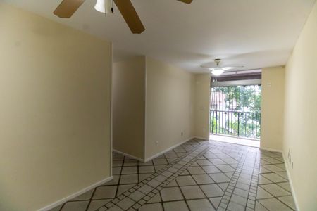 Sala de apartamento para alugar com 3 quartos, 100m² em Santa Rosa, Niterói