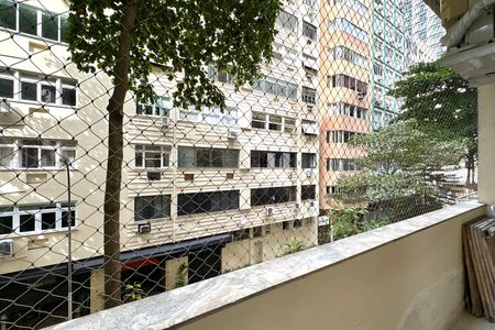 Apartamento para alugar com 90m², 2 quartos e sem vaga