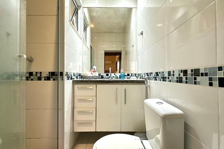 Apartamento para alugar com 90m², 2 quartos e sem vaga