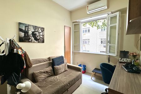 Apartamento para alugar com 90m², 2 quartos e sem vaga
