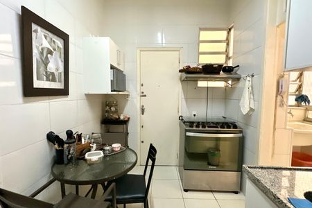 Apartamento para alugar com 90m², 2 quartos e sem vaga