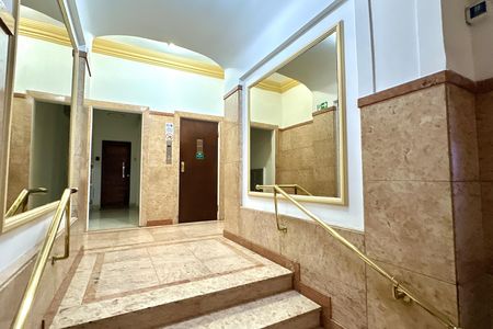 Apartamento para alugar com 90m², 2 quartos e sem vaga