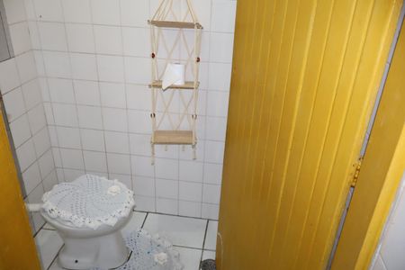 Casa à venda com 130m², 3 quartos e 2 vagasBanheiro 2