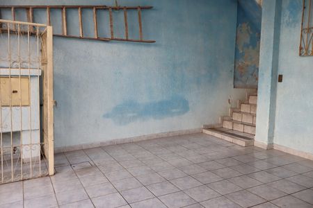 Casa à venda com 130m², 3 quartos e 2 vagasGaragem
