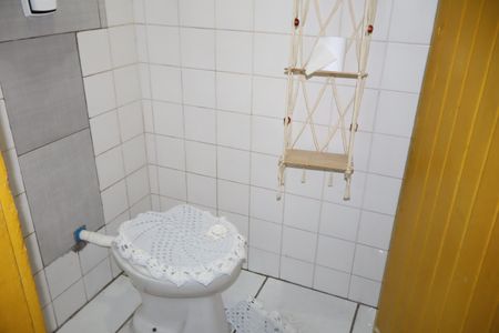 Casa à venda com 130m², 3 quartos e 2 vagasBanheiro 2