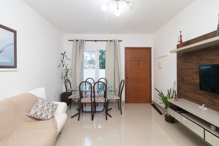 Casa de condomínio à venda com 91m², 2 quartos e 1 vagaSala