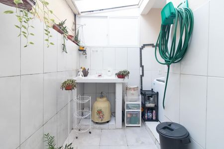 Casa de condomínio à venda com 91m², 2 quartos e 1 vagaCozinha e Área de Serviço