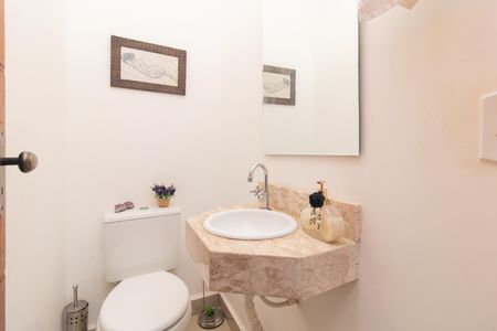 Casa de condomínio à venda com 91m², 2 quartos e 1 vagaLavabo