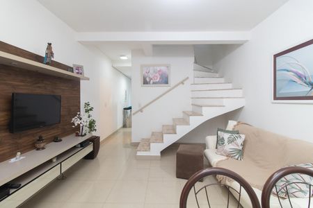 Casa de condomínio à venda com 91m², 2 quartos e 1 vagaSala