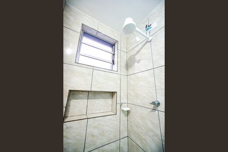 Casa de condomínio para alugar com 150m², 2 quartos e 2 vagas Casa de condomínio para alugar com 150m², 2 quartos e 2 vagasChuveiro