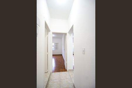 Casa de condomínio para alugar com 150m², 2 quartos e 2 vagas Casa de condomínio para alugar com 150m², 2 quartos e 2 vagasHall dos quartos