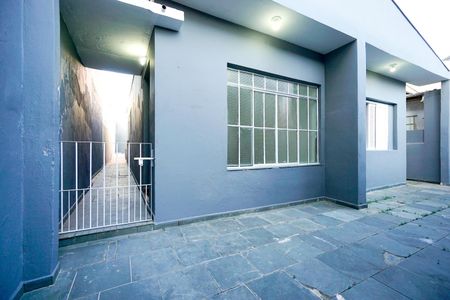 Casa de condomínio para alugar com 150m², 2 quartos e 2 vagas Casa de condomínio para alugar com 150m², 2 quartos e 2 vagasEntrada
