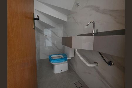 Casa à venda com 125m², 3 quartos e 2 vagas