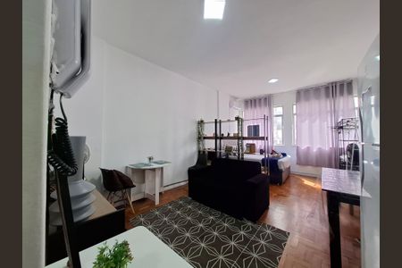 Sala/Quarto  de apartamento para alugar com 1 quarto, 22m² em Lapa, Rio de Janeiro