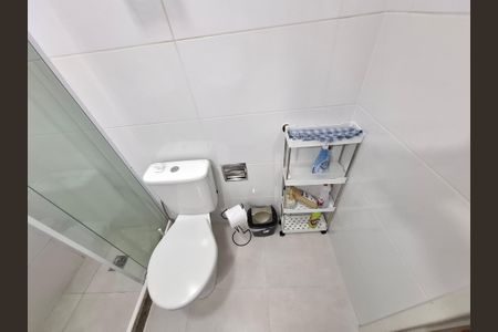 Banheiro  de apartamento para alugar com 1 quarto, 22m² em Lapa, Rio de Janeiro