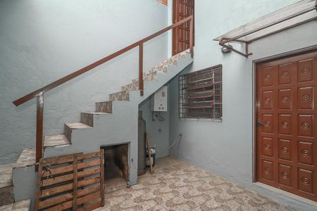 Casa à venda com 150m², 3 quartos e 2 vagasFundos