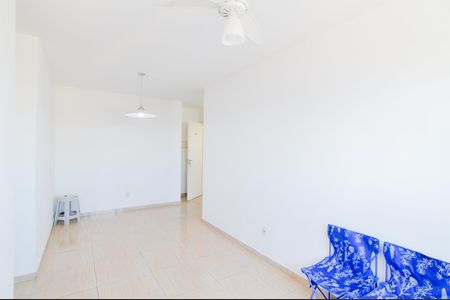 Sala de apartamento à venda com 2 quartos, 52m² em Vila Milton, Guarulhos