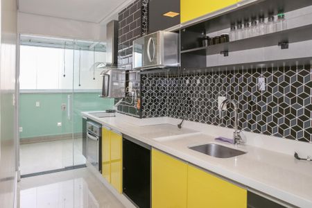 Apartamento à venda com 69m², 2 quartos e 1 vaga Apartamento à venda com 69m², 2 quartos e 1 vagaCozinha