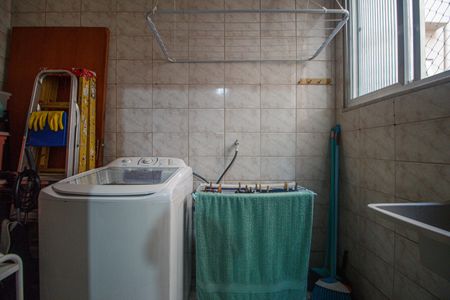 Apartamento à venda com 98m², 3 quartos e 1 vagaÁrea de Serviço