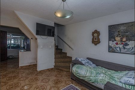 sala de tv_3 de casa à venda com 4 quartos, 240m² em Parque Fongaro, São Paulo