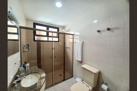 Apartamento para alugar com 110m², 2 quartos e 1 vaga Apartamento para alugar com 110m², 2 quartos e 1 vagaBanheiro da Suíte