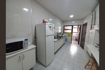 Apartamento para alugar com 110m², 2 quartos e 1 vaga Apartamento para alugar com 110m², 2 quartos e 1 vagaCozinha