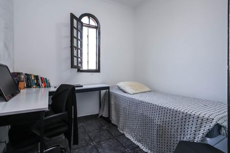 Casa para alugar com 179m², 3 quartos e 2 vagasQuarto 2
