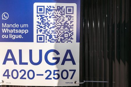 Casa para alugar com 179m², 3 quartos e 2 vagasFachada