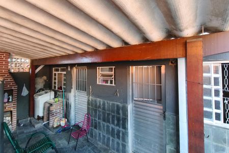 Casa à venda com 252m², 2 quartos e 4 vagasQuintal