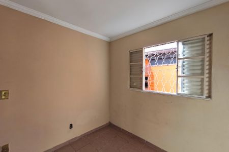 Casa à venda com 252m², 2 quartos e 4 vagasQuarto 2