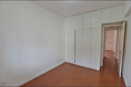 Apartamento à venda com 82m², 2 quartos e 1 vaga Apartamento à venda com 82m², 2 quartos e 1 vagaQuarto 2