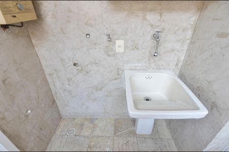 Apartamento à venda com 82m², 2 quartos e 1 vaga Apartamento à venda com 82m², 2 quartos e 1 vagaÁrea de Serviço