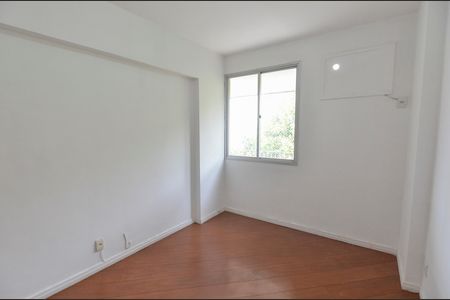 Apartamento à venda com 82m², 2 quartos e 1 vaga Apartamento à venda com 82m², 2 quartos e 1 vagaQuarto 2