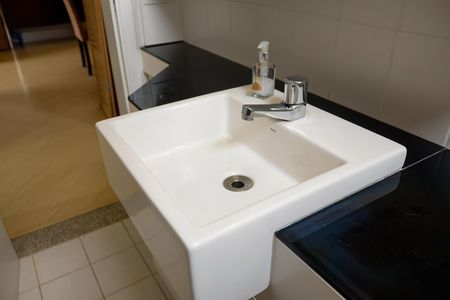 Apartamento à venda com 63m², 2 quartos e 1 vaga Apartamento à venda com 63m², 2 quartos e 1 vagaBanheiro