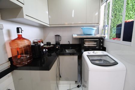 Apartamento para alugar com 60m², 2 quartos e 1 vagaCozinha e Área de Serviço
