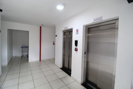 Apartamento para alugar com 60m², 2 quartos e 1 vagaElevador