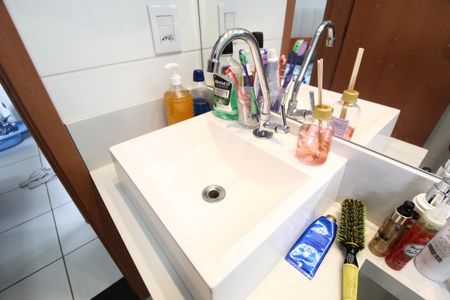 Apartamento para alugar com 60m², 2 quartos e 1 vagaBanheiro do Quarto 2