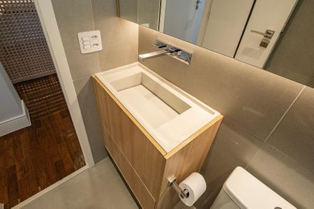 Apartamento à venda com 96m², 2 quartos e 1 vaga Apartamento à venda com 96m², 2 quartos e 1 vagaBanheiro